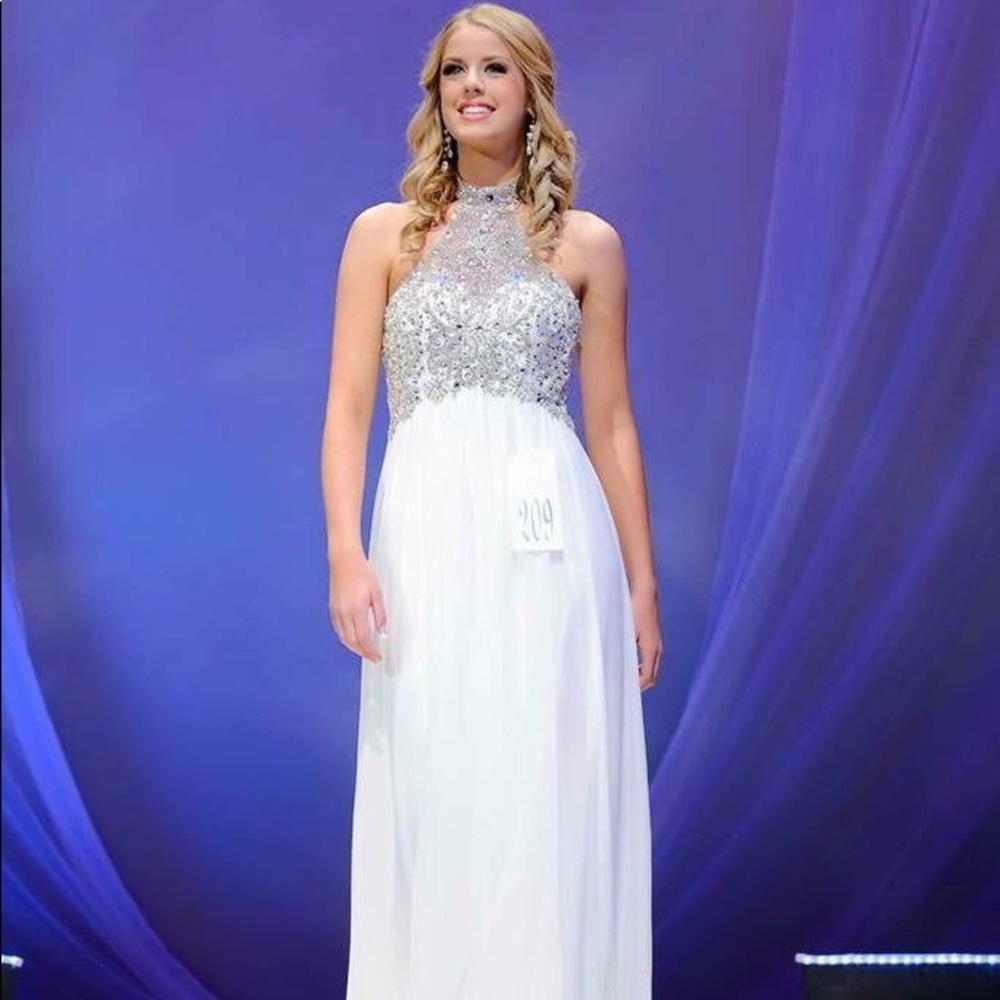 Sherri Hill gown